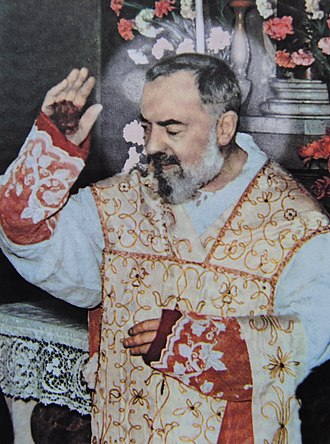 Padre_Pio_Stigmata